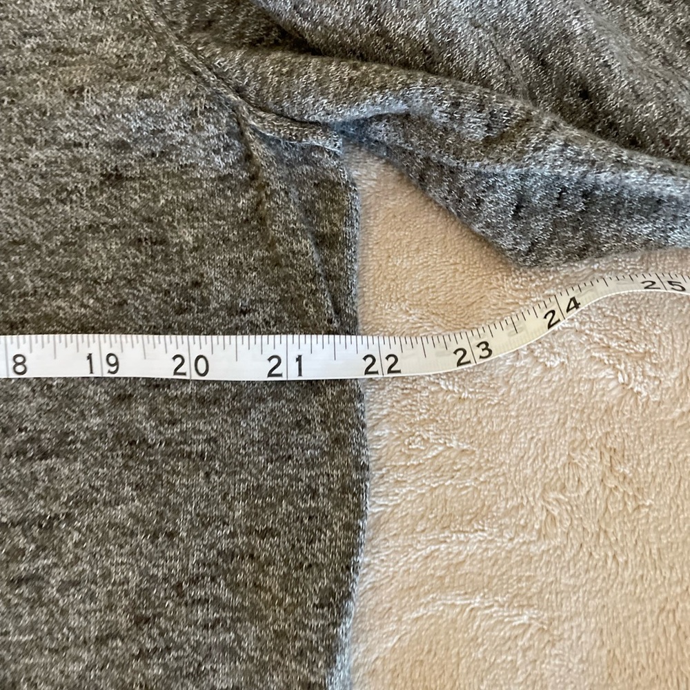 Express Crewneck Sweater - Size L - Picture 10 of 13
